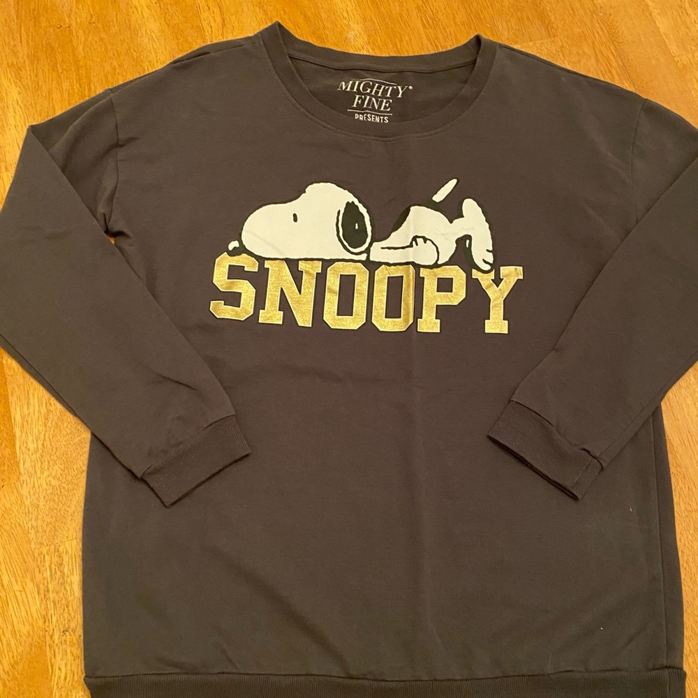 Mighty Fine presents Peanuts Snoopy sweatshirt L